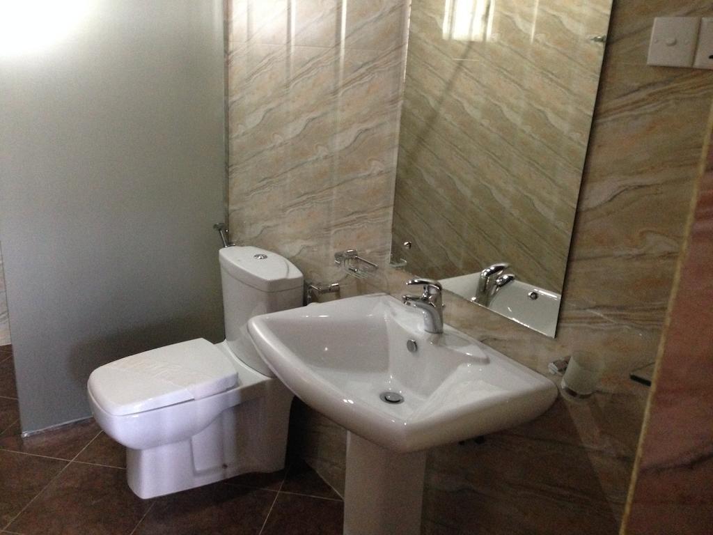 Richmond Inn Нувара-Елія Номер фото